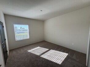 Interior Photo - The Crest at Naples