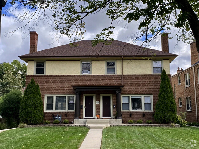 Building Photo - 111 North Clara Pl