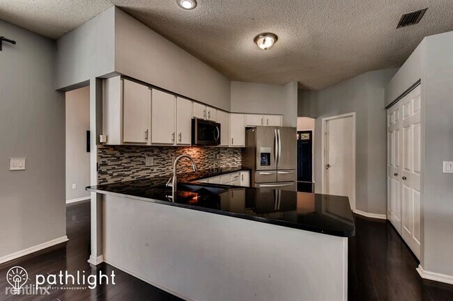 Foto del edificio - 4 br, 3 bath House - 10306 Early Mist Lane...