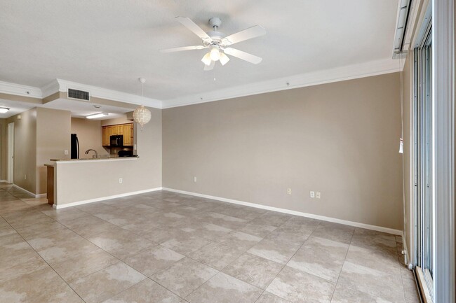 Foto del edificio - 2038 Alta Meadows Ln