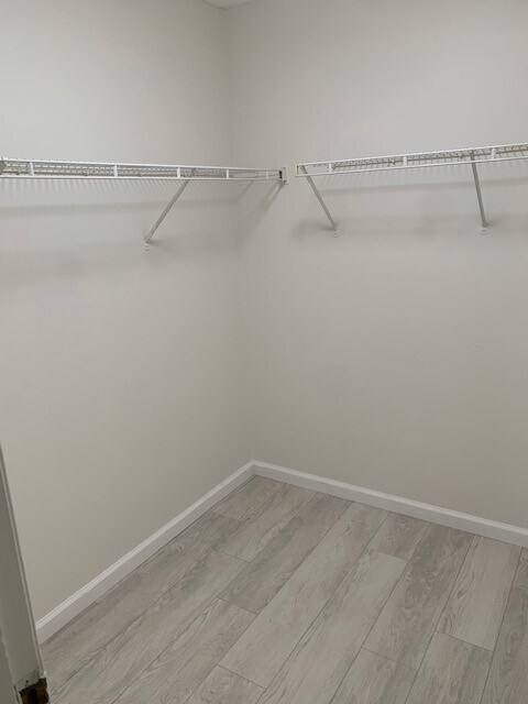 Foto del edificio - 12610 Farmers Blvd