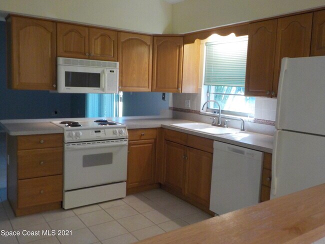 Foto del edificio - 520 Avondale Rd NE