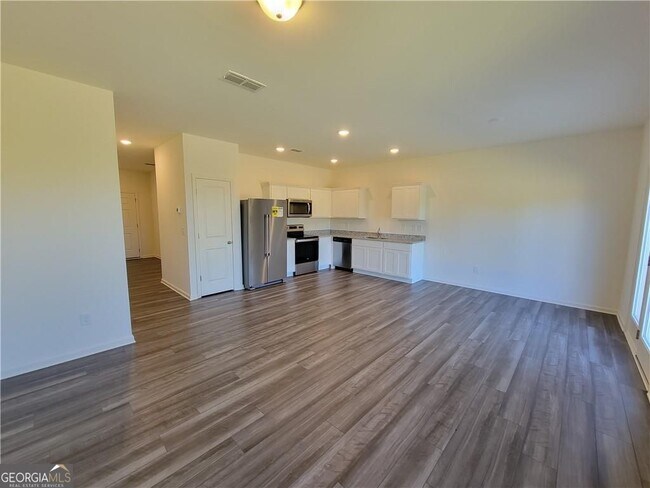 Building Photo - 209 Swindon Dr