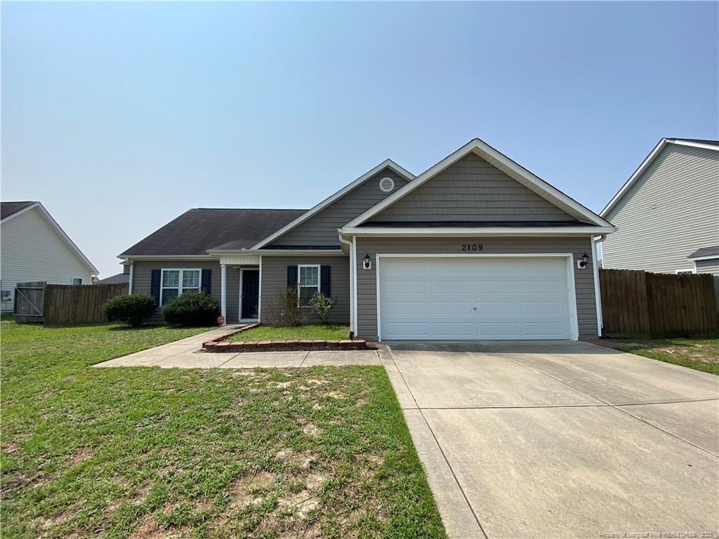 2109 Sir Michael Dr, Hope Mills, NC 28348 House Rental in Hope Mills