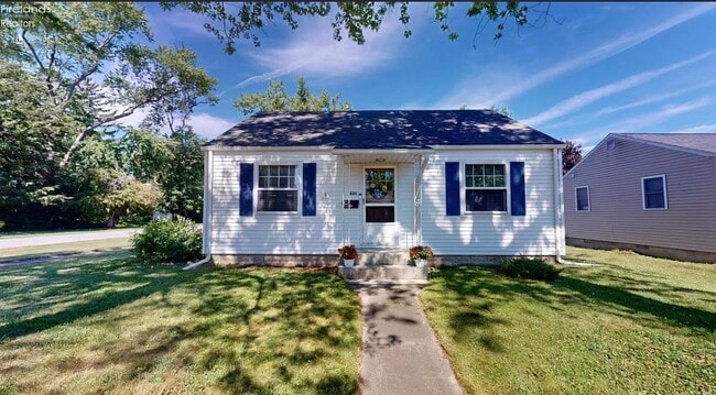 Building Photo - 420 S Collinwood Blvd