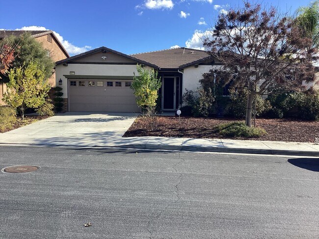 Foto del edificio - 30272 Rustler Way