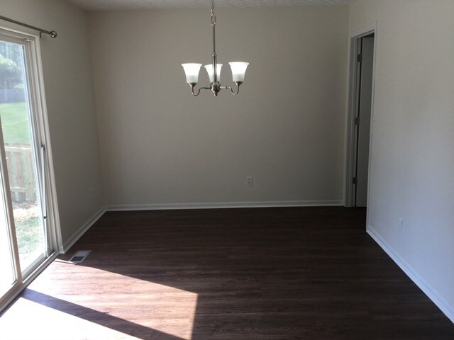 Foto del edificio - 7772 Williamson Ln