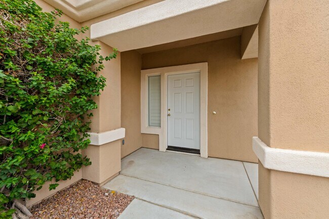 Foto del edificio - 78685 Rockwell Cir