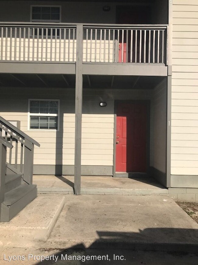 Building Photo - 1618 E Moore St