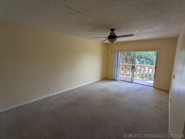 Building Photo - 1000 River Reach Dr