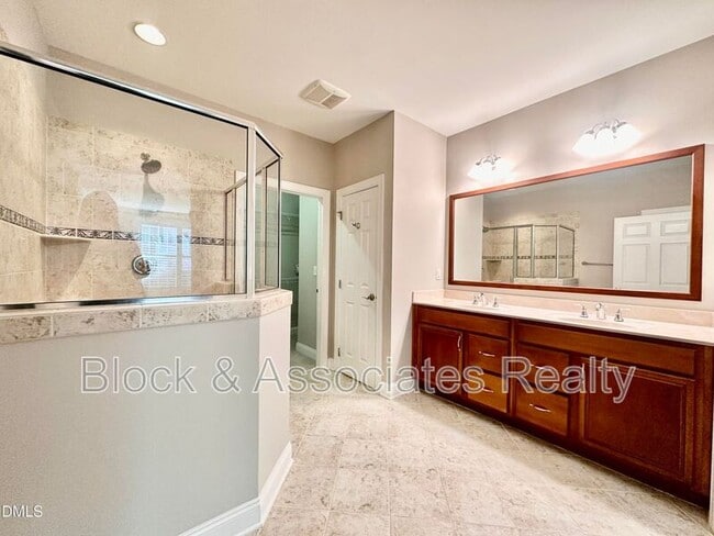 Foto del edificio - 10520 Sablewood Dr