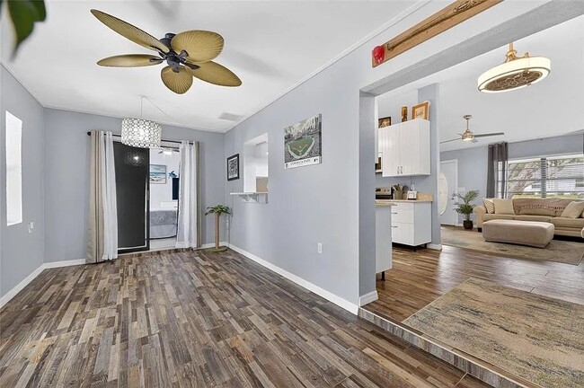 Building Photo - 2737 Hickory Ridge Dr