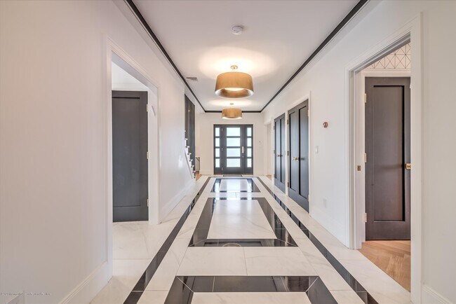 Foto del edificio - 108 Whalepond Rd