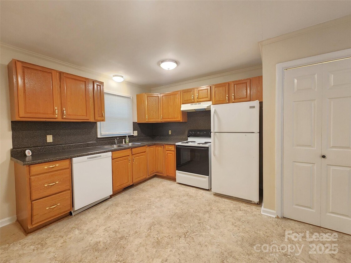 Primary Photo - 1407 Browdis Ave