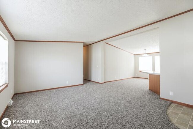 Building Photo - 12309 N Shannon Ave, Kansas City, MO 64163