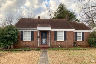 Building Photo - 3863 Spottswood Ave