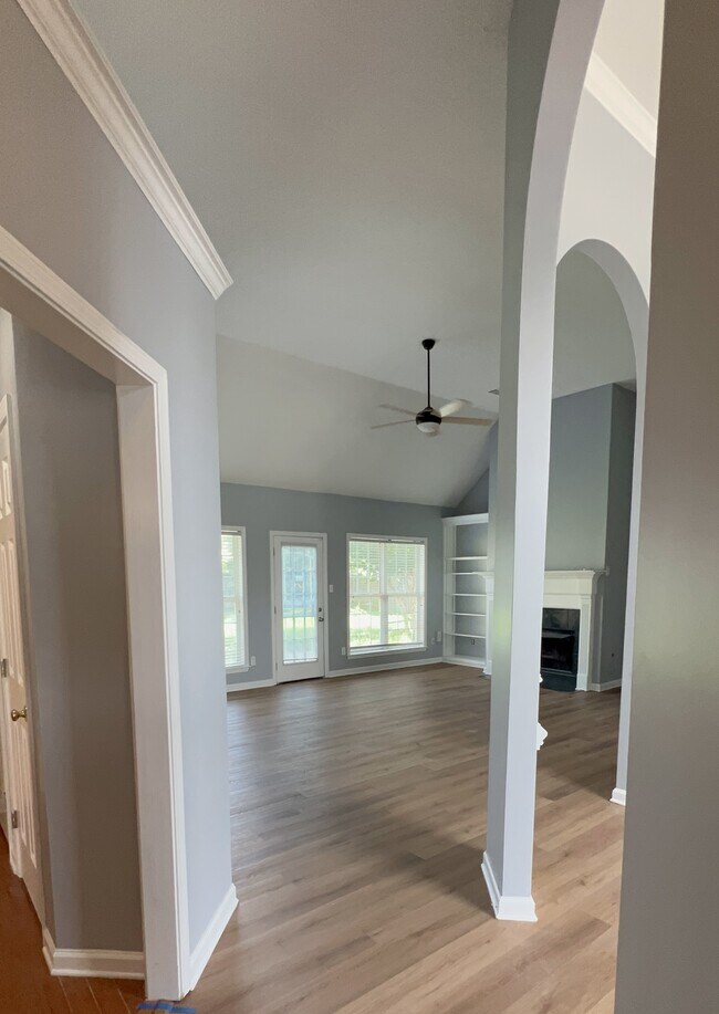 Building Photo - 9241 Speerberry Ln