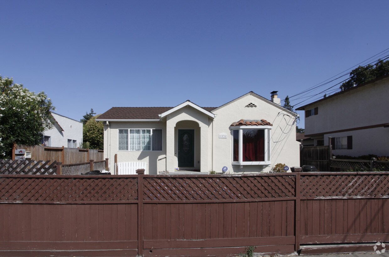 Building Photo - 1536 Jefferson Ave