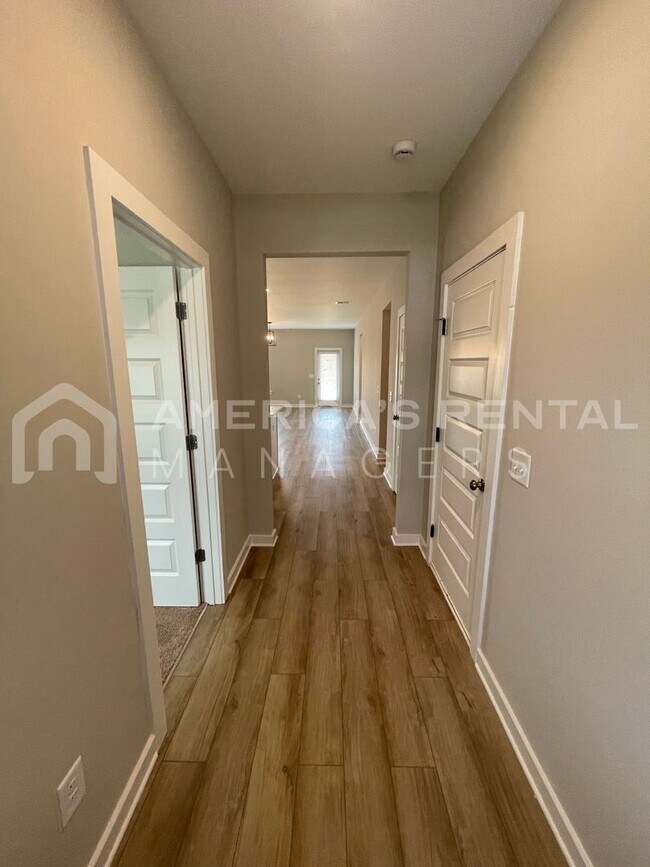 Foto del edificio - Home for Rent in the Vance/Brookwood, AL area!!! View with 48 Hours Notice!