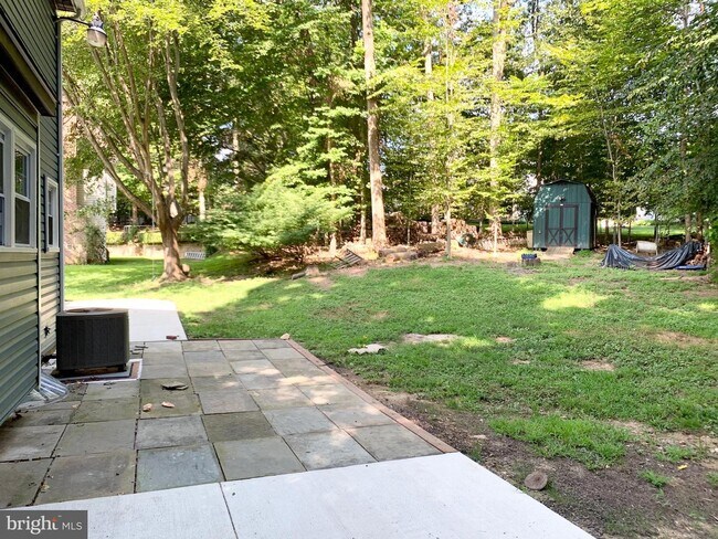 Foto del edificio - 2605 Bainbridge Ln