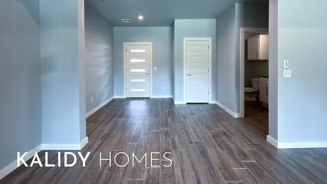 Foto del edificio - 1856 Salma Rd