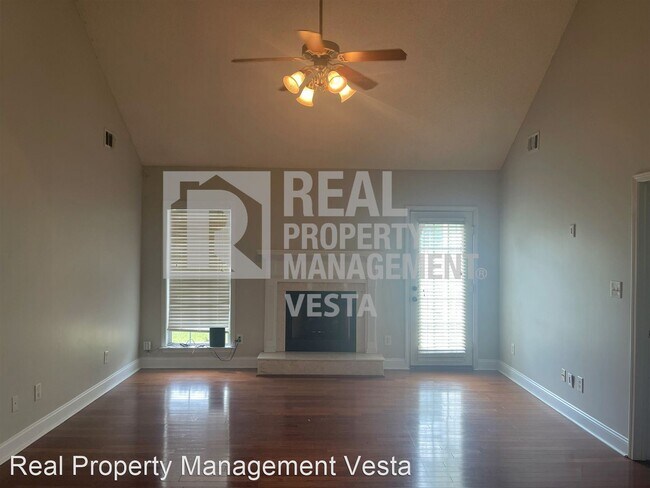 Building Photo - 3 br, 2 bath House - 117 Crimson Dr