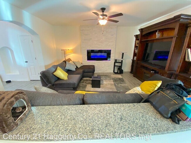 Building Photo - 4 br, 2.5 bath House - 785 Croxdale