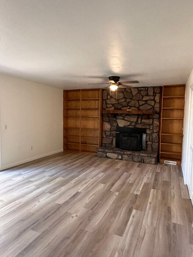 Foto del edificio - House in Springfield- Kickapoo Schools