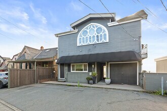 Building Photo - 2410 37th Ave SW