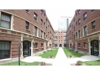 Building Photo - 518 W Cornelia Ave