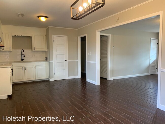 Building Photo - 3 br, 1.5 bath House - 1518 9th St N