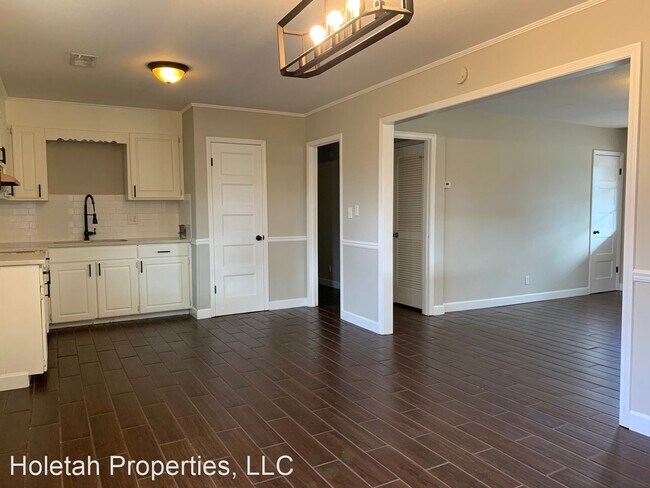 Foto del edificio - 3 br, 1.5 bath House - 1518 9th St N