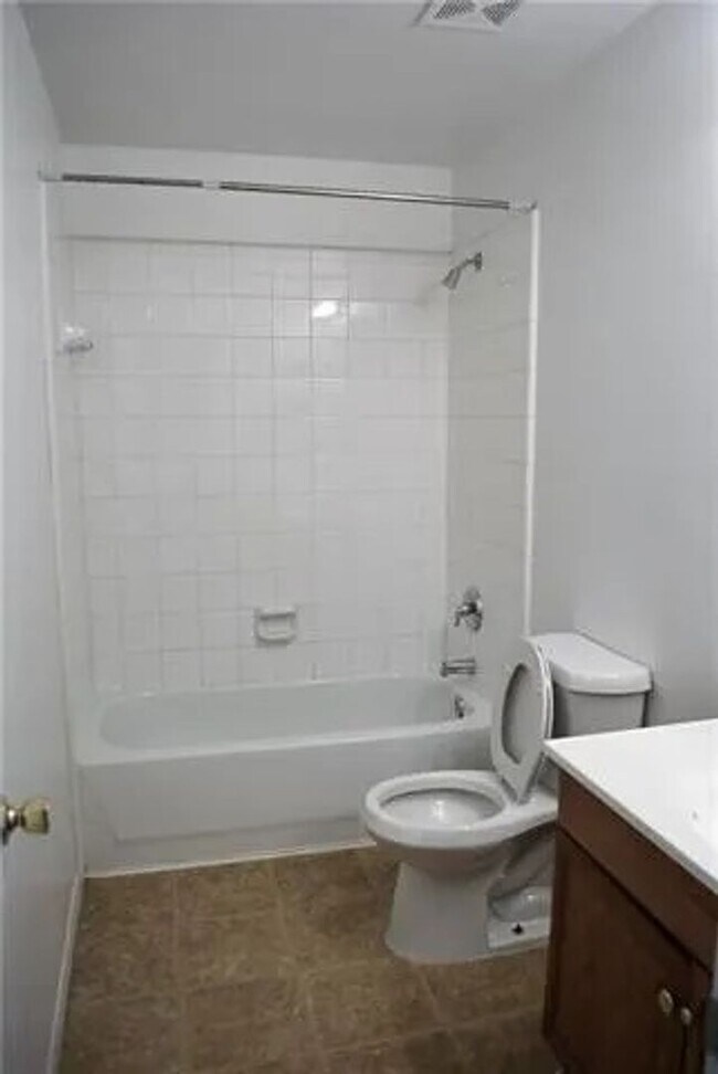 Foto del edificio - 3 Bedroom 2 bath home!