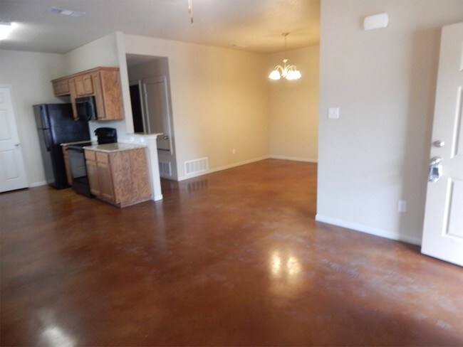 Building Photo - 1523 Aztec Trce