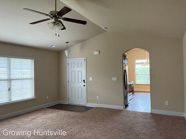 Building Photo - 3 br, 2 bath House - 142 Harold Murphy Dr