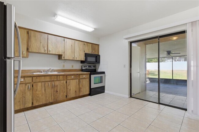 Foto del edificio - 216 4th Ave SW