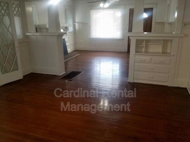 Foto del edificio - 219 S Avenue 60