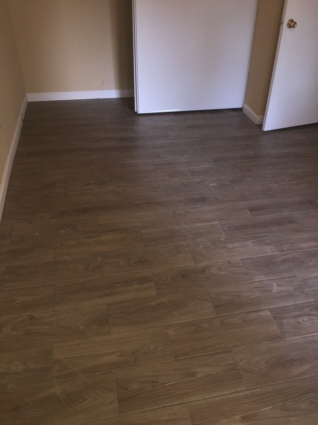 Primary Photo - 2 Bed/2 Bath Condo - Spacious, Bright, Clo...