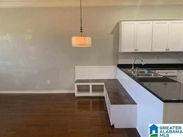 Foto del edificio - 2074 Ross Park Way