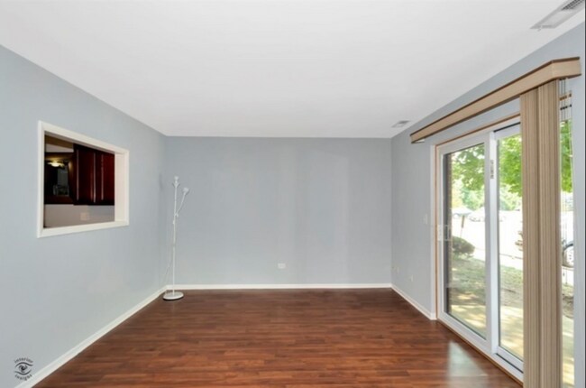 Building Photo - 2250 Abbeywood Dr