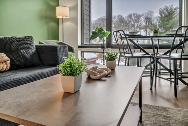 Foto del edificio - 2189 Cornell Rd