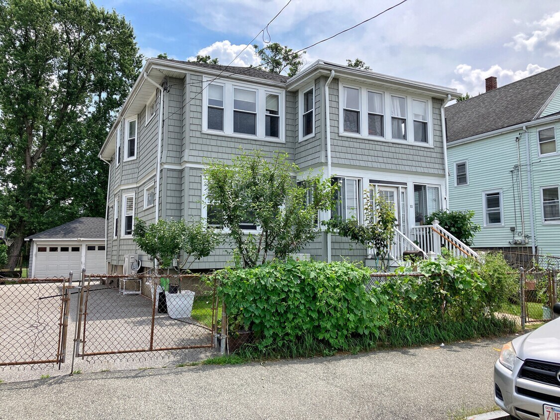 95 Hollis Ave Unit 95, Quincy, MA 02171 Condo for Rent in Quincy, MA
