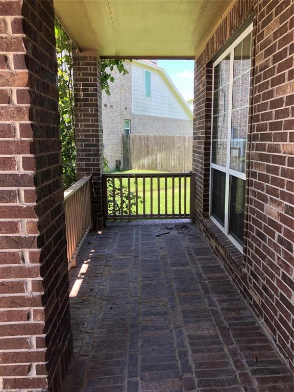 Foto del edificio - 702 Arlington Pointe Dr