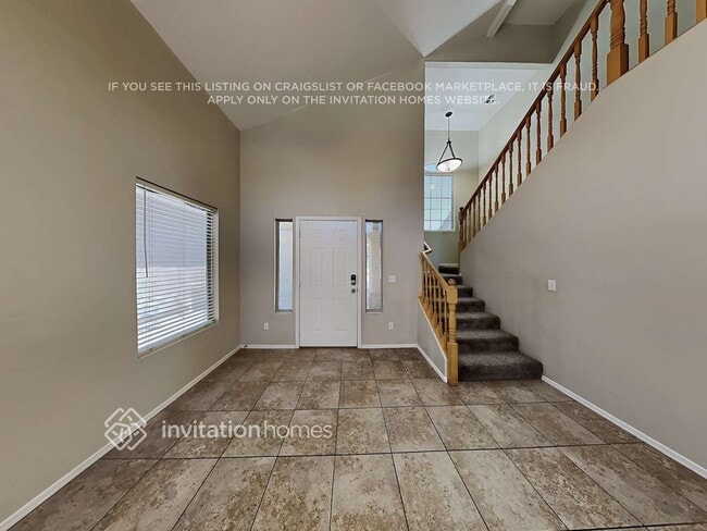 Building Photo - 8802 E University Dr