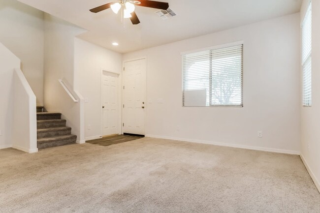 Building Photo - 853 E Agua Fria Ln