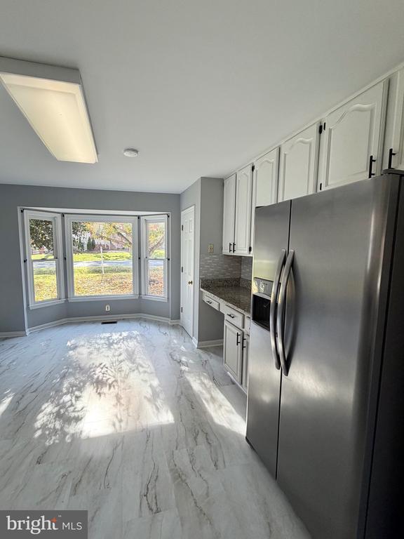 Building Photo - 4209 Oakhill Rd