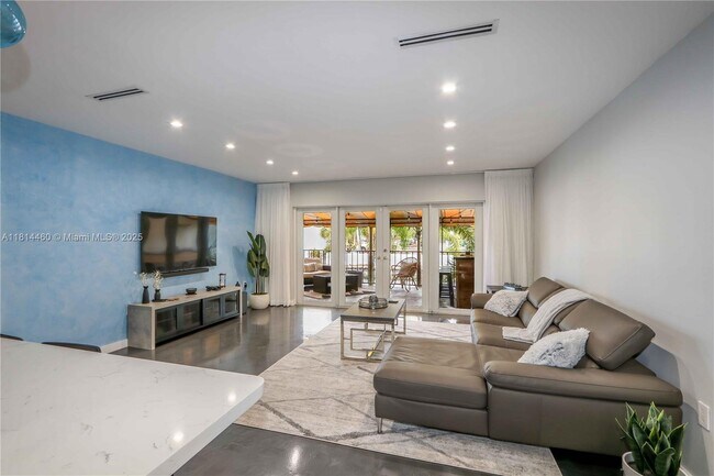 Foto del edificio - 16424 Briar Patch Pl