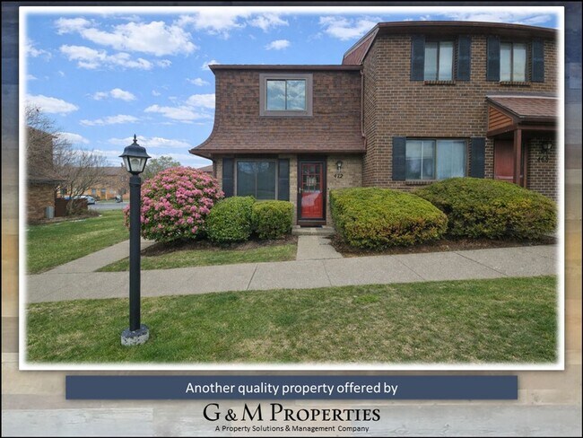 Building Photo - Rarely Available 1-Bedroom Townhouse in Henrietta: Updated & Amenity-Filled!