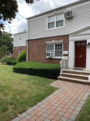 Primary Photo - 144 Vanderburgh Ave