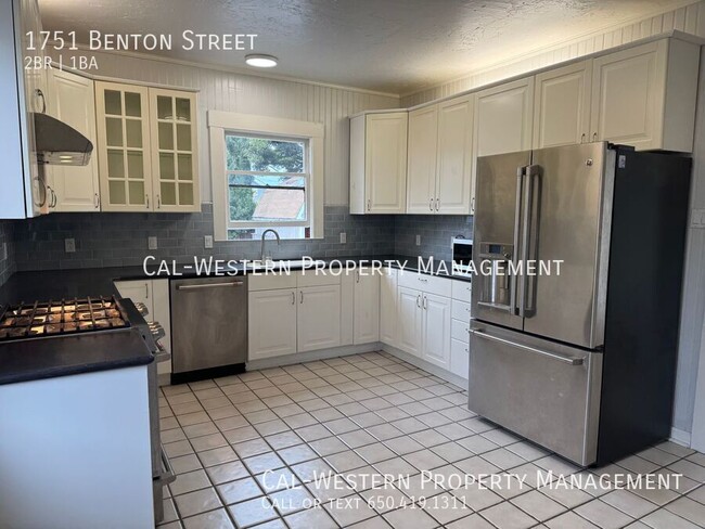 Building Photo - Santa Clara, Prime Location, Adorable Craf...